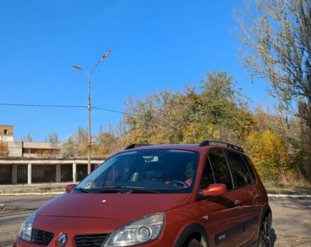 Красный Рено Сценик II, объемом двигателя 1.6 л и пробегом 143 тыс. км за 5800 $, фото 1 на Automoto.ua