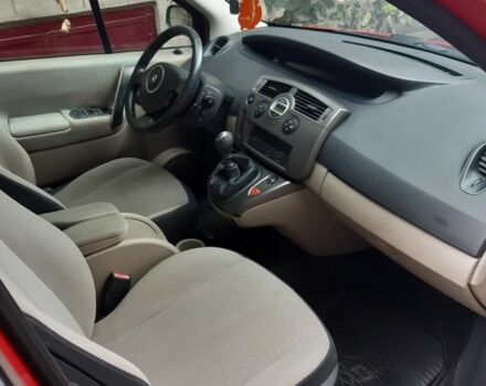 Красный Рено Сценик II, объемом двигателя 1.5 л и пробегом 264 тыс. км за 5650 $, фото 1 на Automoto.ua