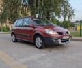 Красный Рено Сценик II, объемом двигателя 1.5 л и пробегом 174 тыс. км за 5900 $, фото 1 на Automoto.ua