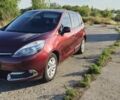 Красный Рено Сценик II, объемом двигателя 1.5 л и пробегом 247 тыс. км за 8300 $, фото 1 на Automoto.ua