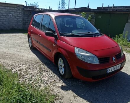 Красный Рено Сценик II, объемом двигателя 1.6 л и пробегом 345 тыс. км за 3300 $, фото 1 на Automoto.ua