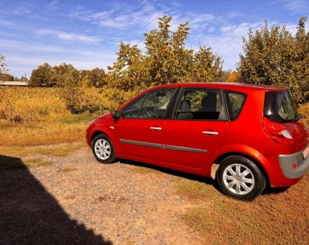 Красный Рено Сценик II, объемом двигателя 1.6 л и пробегом 170 тыс. км за 5200 $, фото 9 на Automoto.ua