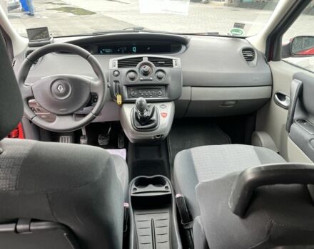 Красный Рено Сценик II, объемом двигателя 1.6 л и пробегом 202 тыс. км за 5350 $, фото 7 на Automoto.ua