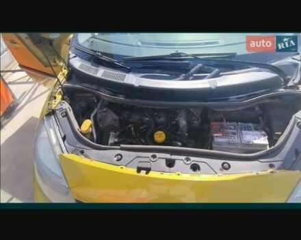Жовтий Рено Сценік II, об'ємом двигуна 1.9 л та пробігом 188 тис. км за 4600 $, фото 4 на Automoto.ua