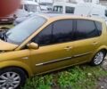 Жовтий Рено Сценік II, об'ємом двигуна 1.6 л та пробігом 270 тис. км за 2000 $, фото 1 на Automoto.ua