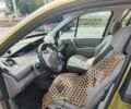 Желтый Рено Сценик II, объемом двигателя 2 л и пробегом 240 тыс. км за 4500 $, фото 7 на Automoto.ua