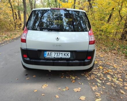 Серый Рено Сценик II, объемом двигателя 1.6 л и пробегом 250 тыс. км за 4600 $, фото 3 на Automoto.ua