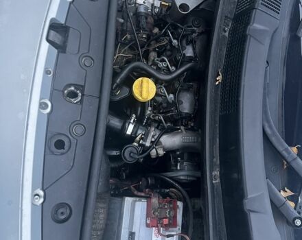 Серый Рено Сценик II, объемом двигателя 1.9 л и пробегом 200 тыс. км за 3350 $, фото 8 на Automoto.ua