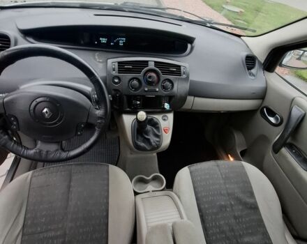 Сірий Рено Сценік II, об'ємом двигуна 1.5 л та пробігом 220 тис. км за 3200 $, фото 5 на Automoto.ua