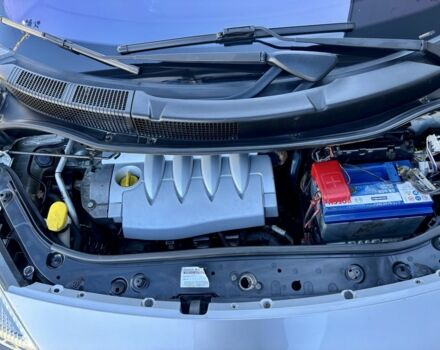 Серый Рено Сценик II, объемом двигателя 1.6 л и пробегом 230 тыс. км за 4750 $, фото 16 на Automoto.ua