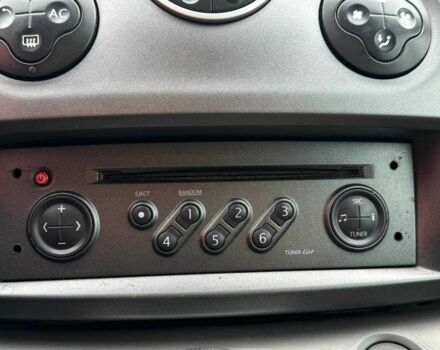 Сірий Рено Сценік II, об'ємом двигуна 0 л та пробігом 302 тис. км за 4990 $, фото 18 на Automoto.ua