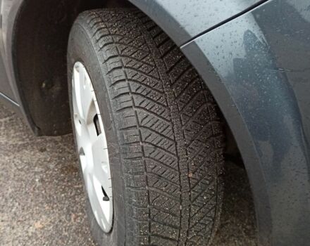 Рено Сценік II 2006 у Житомирі на Automoto.ua Сірий Рено Сценік II, об'ємом двигуна 1.5 л та пробігом 345 тис. км за 4300 $, фото 5 на Automoto.ua