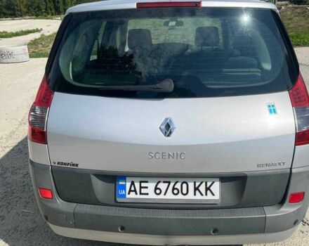 Рено Сценик II 2006 в Днепре (Днепропетровске) на Automoto.ua Серый Рено Сценик II, объемом двигателя 1.6 л и пробегом 221 тыс. км за 5300 $, фото 2 на Automoto.ua