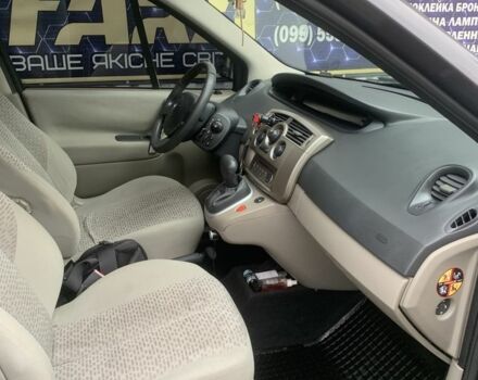 Сірий Рено Сценік II, об'ємом двигуна 1.6 л та пробігом 210 тис. км за 5300 $, фото 4 на Automoto.ua