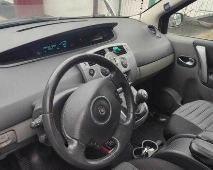 Серый Рено Сценик II, объемом двигателя 1.5 л и пробегом 250 тыс. км за 5200 $, фото 9 на Automoto.ua