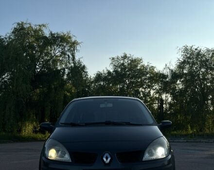 Серый Рено Сценик II, объемом двигателя 1.5 л и пробегом 320 тыс. км за 5000 $, фото 4 на Automoto.ua
