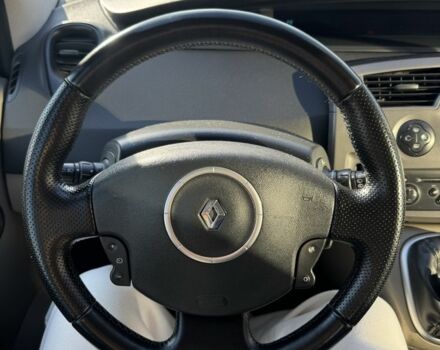 Сірий Рено Сценік II, об'ємом двигуна 1.5 л та пробігом 315 тис. км за 4500 $, фото 3 на Automoto.ua