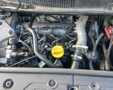 Серый Рено Сценик II, объемом двигателя 1.9 л и пробегом 295 тыс. км за 2700 $, фото 5 на Automoto.ua