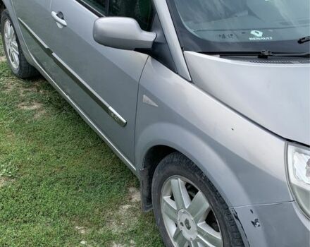 Серый Рено Сценик II, объемом двигателя 1.5 л и пробегом 300 тыс. км за 3300 $, фото 2 на Automoto.ua