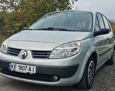 Серый Рено Сценик II, объемом двигателя 1.6 л и пробегом 225 тыс. км за 4650 $, фото 5 на Automoto.ua