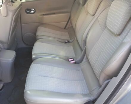 Серый Рено Сценик II, объемом двигателя 1.9 л и пробегом 295 тыс. км за 2700 $, фото 4 на Automoto.ua