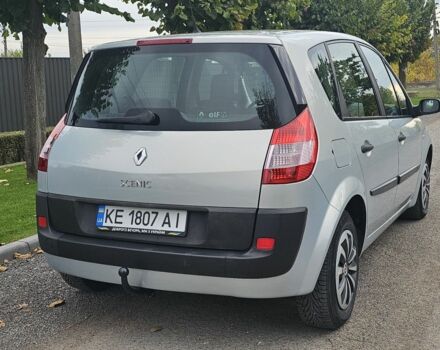 Серый Рено Сценик II, объемом двигателя 1.6 л и пробегом 225 тыс. км за 4650 $, фото 2 на Automoto.ua