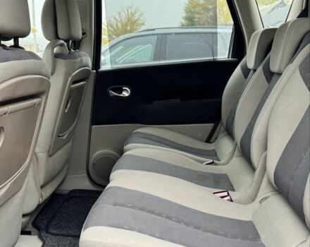 Сірий Рено Сценік II, об'ємом двигуна 1.6 л та пробігом 248 тис. км за 4999 $, фото 14 на Automoto.ua