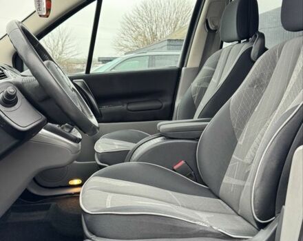 Сірий Рено Сценік II, об'ємом двигуна 1.6 л та пробігом 122 тис. км за 5400 $, фото 11 на Automoto.ua