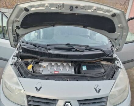 Серый Рено Сценик II, объемом двигателя 1.6 л и пробегом 112 тыс. км за 4500 $, фото 5 на Automoto.ua