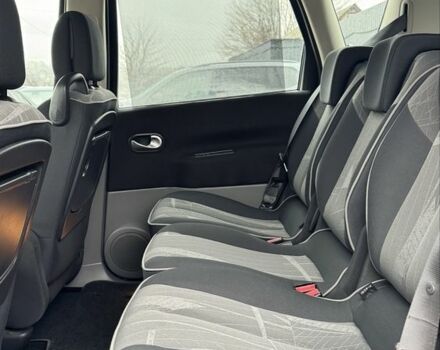 Сірий Рено Сценік II, об'ємом двигуна 1.6 л та пробігом 122 тис. км за 5400 $, фото 13 на Automoto.ua