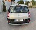 Сірий Рено Сценік II, об'ємом двигуна 1.6 л та пробігом 228 тис. км за 5400 $, фото 3 на Automoto.ua