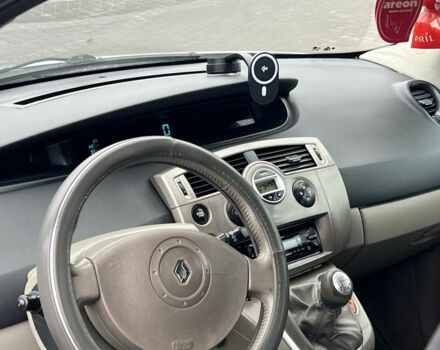 Серый Рено Сценик II, объемом двигателя 1.9 л и пробегом 350 тыс. км за 1650 $, фото 7 на Automoto.ua