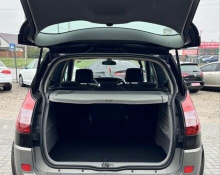 Сірий Рено Сценік II, об'ємом двигуна 1.6 л та пробігом 122 тис. км за 5400 $, фото 5 на Automoto.ua