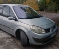 Сірий Рено Сценік II, об'ємом двигуна 1.5 л та пробігом 304 тис. км за 3700 $, фото 1 на Automoto.ua