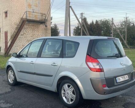 Серый Рено Сценик II, объемом двигателя 1.6 л и пробегом 282 тыс. км за 4600 $, фото 5 на Automoto.ua