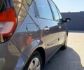 Рено Сценик II 2004 в Житомире на Automoto.ua Серый Рено Сценик II, объемом двигателя 1.6 л и пробегом 323 тыс. км за 4650 $, фото 2 на Automoto.ua