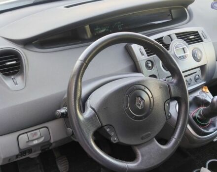 Серый Рено Сценик II, объемом двигателя 1.6 л и пробегом 290 тыс. км за 4700 $, фото 3 на Automoto.ua