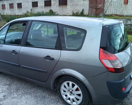 Серый Рено Сценик II, объемом двигателя 1.5 л и пробегом 370 тыс. км за 3350 $, фото 2 на Automoto.ua