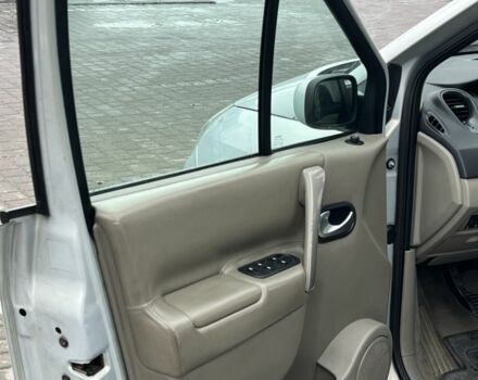 Серый Рено Сценик II, объемом двигателя 1.9 л и пробегом 350 тыс. км за 1650 $, фото 11 на Automoto.ua