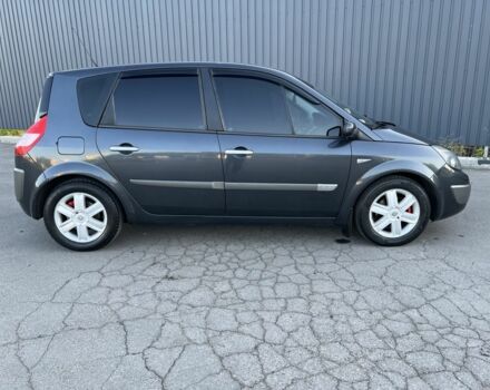 Серый Рено Сценик II, объемом двигателя 1.6 л и пробегом 225 тыс. км за 5700 $, фото 12 на Automoto.ua