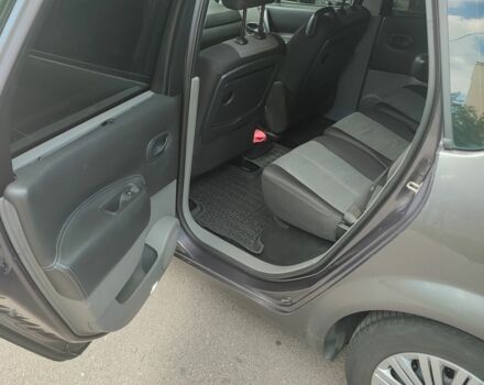 Сірий Рено Сценік II, об'ємом двигуна 1.6 л та пробігом 360 тис. км за 4500 $, фото 7 на Automoto.ua