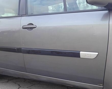 Серый Рено Сценик II, объемом двигателя 1.5 л и пробегом 270 тыс. км за 3500 $, фото 11 на Automoto.ua