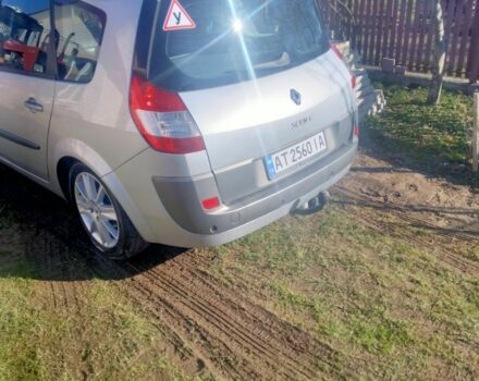 Серый Рено Сценик II, объемом двигателя 2 л и пробегом 215 тыс. км за 5950 $, фото 2 на Automoto.ua