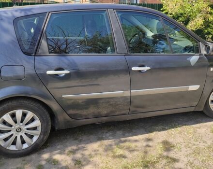 Рено Сценик II 2005 в Лубнах на Automoto.ua Серый Рено Сценик II, объемом двигателя 2 л и пробегом 160 тыс. км за 4400 $, фото 1 на Automoto.ua