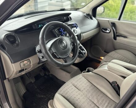 Серый Рено Сценик II, объемом двигателя 1.9 л и пробегом 220 тыс. км за 3450 $, фото 5 на Automoto.ua