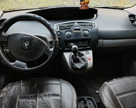 Серый Рено Сценик II, объемом двигателя 1.9 л и пробегом 290 тыс. км за 1700 $, фото 4 на Automoto.ua