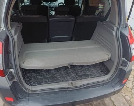 Серый Рено Сценик II, объемом двигателя 1.6 л и пробегом 305 тыс. км за 4300 $, фото 10 на Automoto.ua