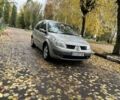 Рено Сценік II 2005 у Житомирі на Automoto.ua Сірий Рено Сценік II, об'ємом двигуна 1.9 л та пробігом 270 тис. км за 4300 $, фото 1 на Automoto.ua