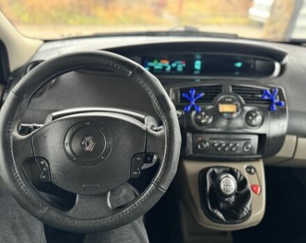 Серый Рено Сценик II, объемом двигателя 1.9 л и пробегом 220 тыс. км за 3450 $, фото 12 на Automoto.ua