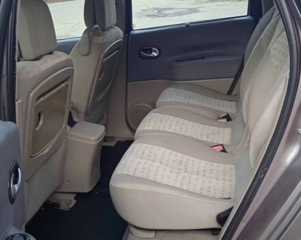 Серый Рено Сценик II, объемом двигателя 1.5 л и пробегом 270 тыс. км за 3500 $, фото 19 на Automoto.ua